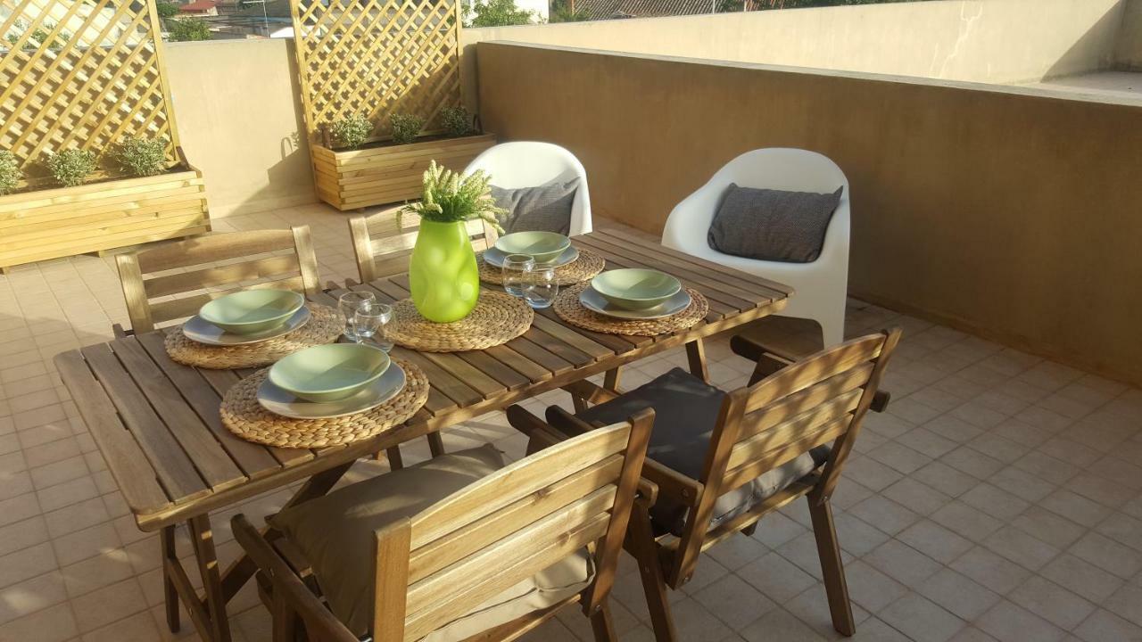 Giuly Home One Càbras Eksteriør billede